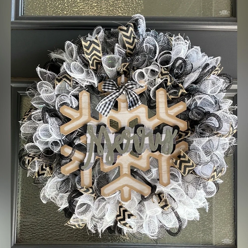 New 20” Merry snowflake holiday handmade wreath